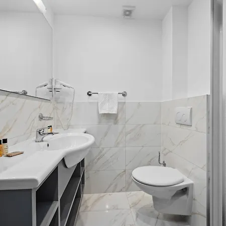Family Resort Del Mar Banjole Room photo