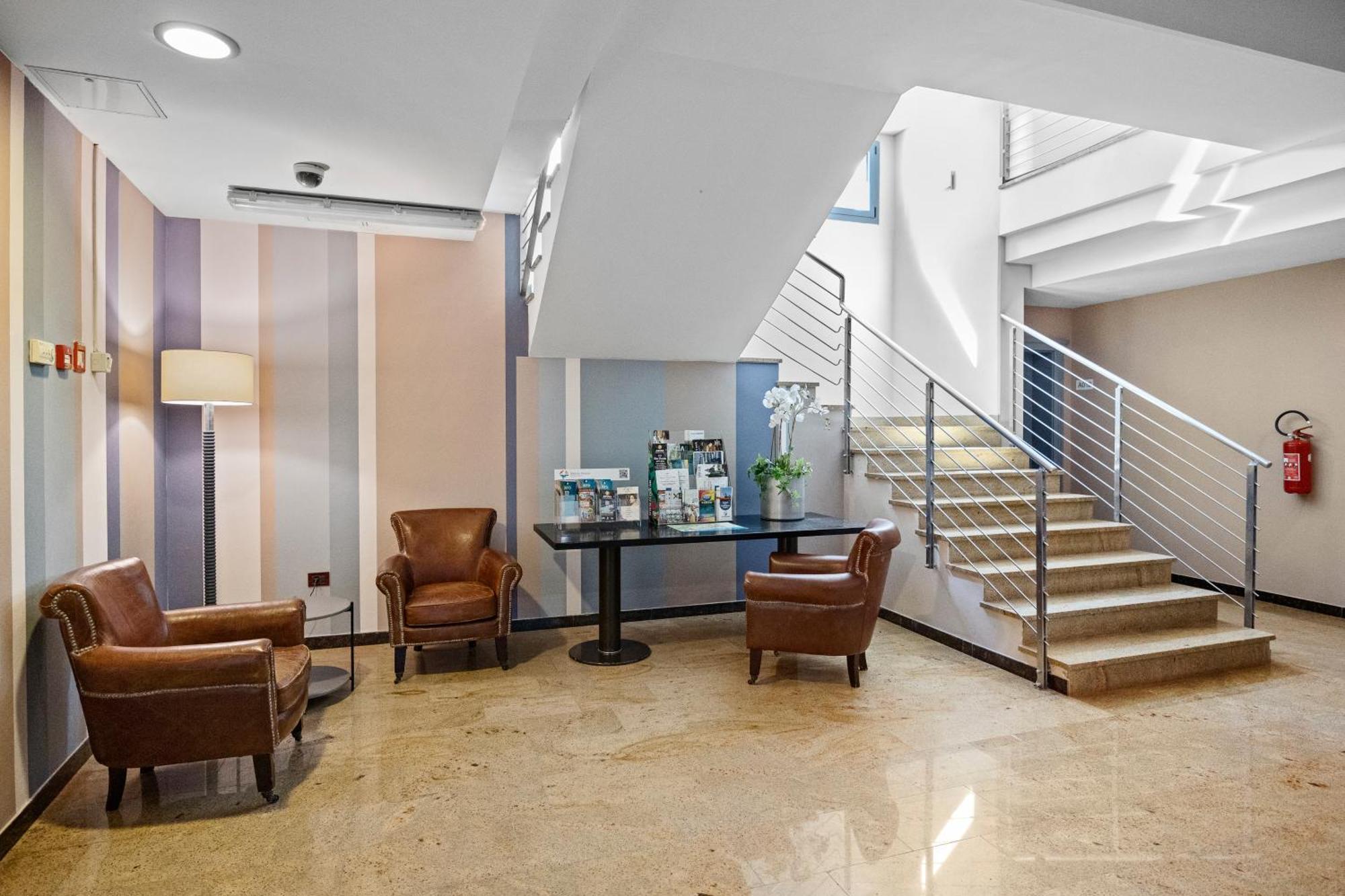 Family Del Mar Hotel apartamentowy 4*